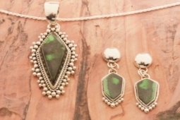 Artie Yellowhorse Genuine Green Garnet Sterling Silver Pendant and Post Earrings Set